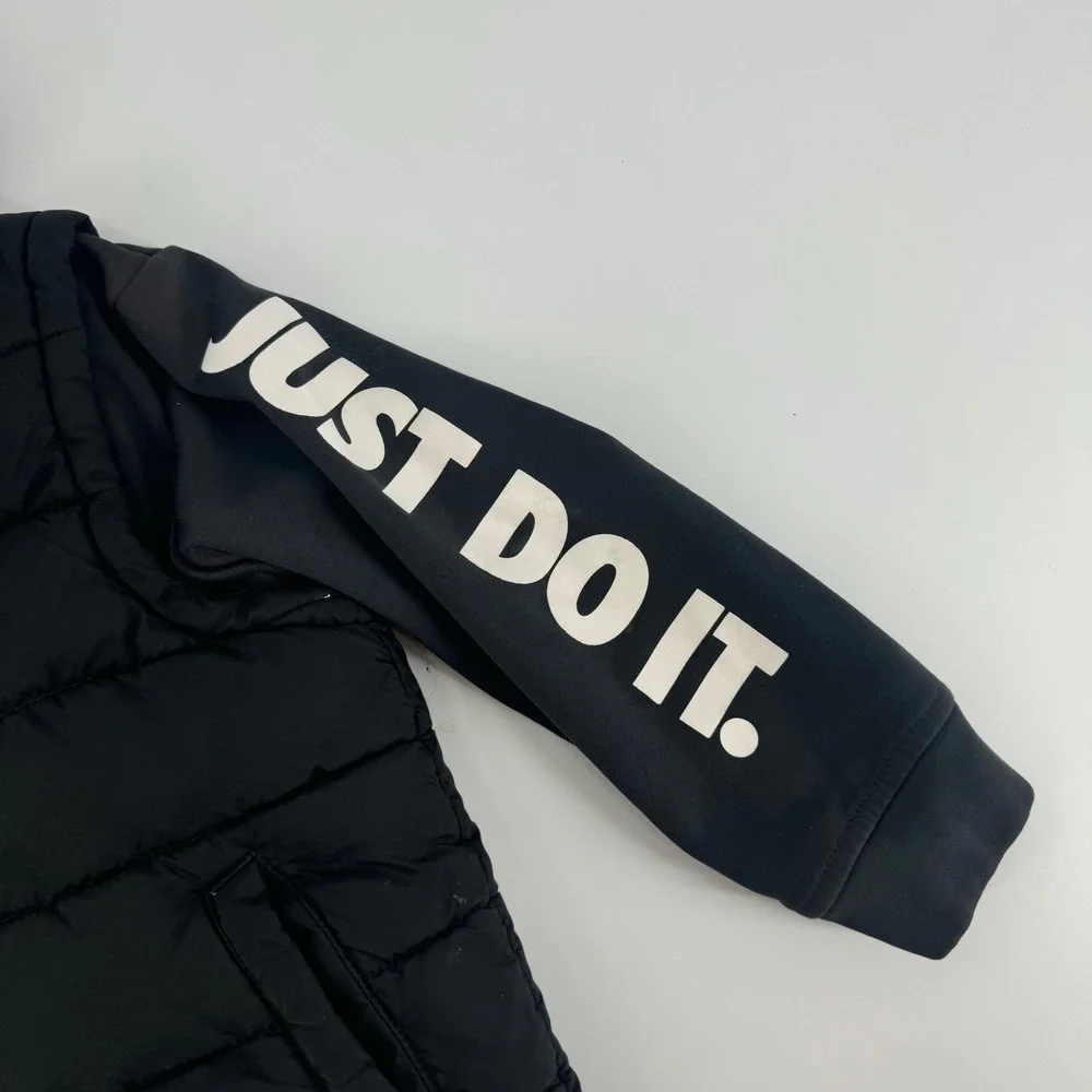 Nike 3T Kids Black Puffer Vest Hoodie Jacket Just Do It‎ Sleeves